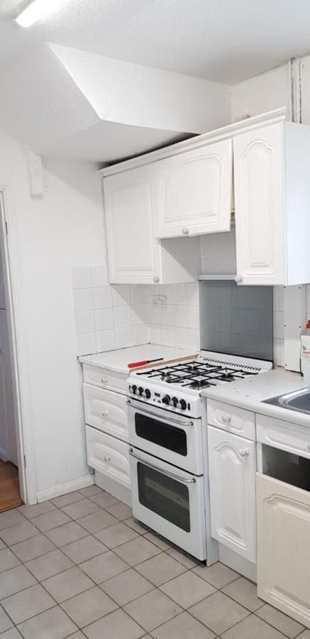61 Baker Street Leilighet Luton  Eksteriør bilde